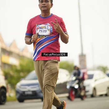 Runner Photo 6020896