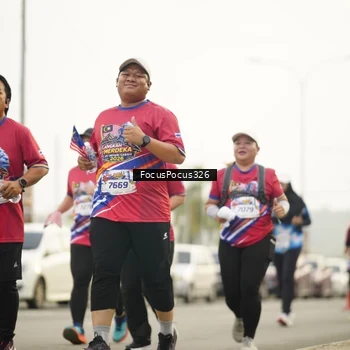 Runner Photo 6020914