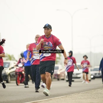 Runner Photo 6020962