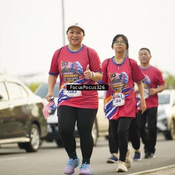 Runner Photo 6021001
