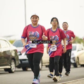 Runner Photo 6021003