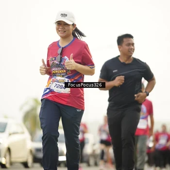 Runner Photo 6021020