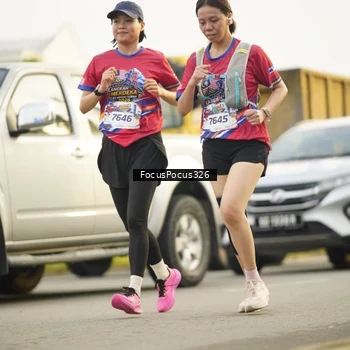 Runner Photo 6021025