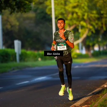 Runner Photo 6021073
