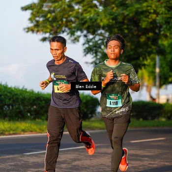 Runner Photo 6021175
