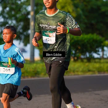 Runner Photo 6021311