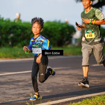 Runner Photo 6021326