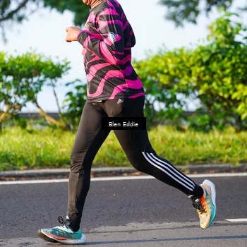 Runner Photo 6021359