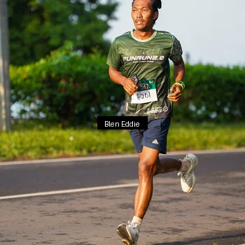 Runner Photo 6021369