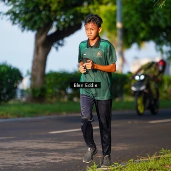 Runner Photo 6021390