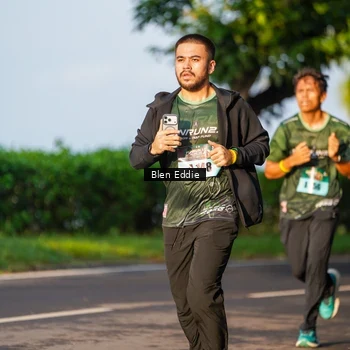 Runner Photo 6021409