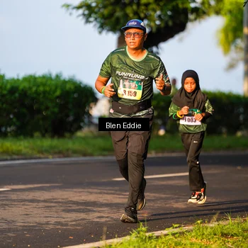 Runner Photo 6021535