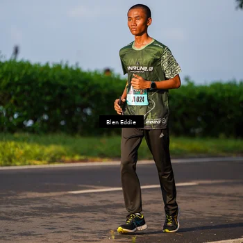 Runner Photo 6021563