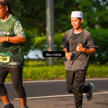 Runner Photo 6021656