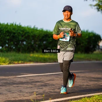 Runner Photo 6021719