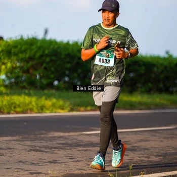 Runner Photo 6021720