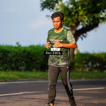 Runner Photo 6021737
