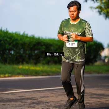 Runner Photo 6021743