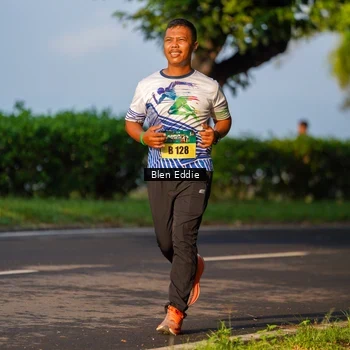 Runner Photo 6021745