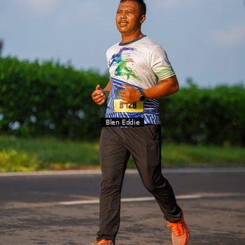 Runner Photo 6021752