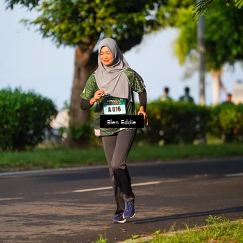 Runner Photo 6021800