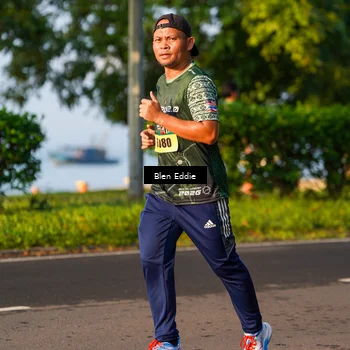 Runner Photo 6021912