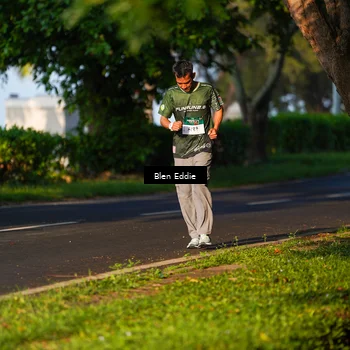 Runner Photo 6021975
