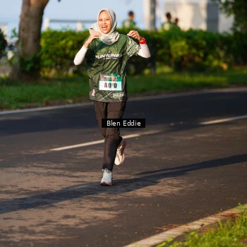 Runner Photo 6021998