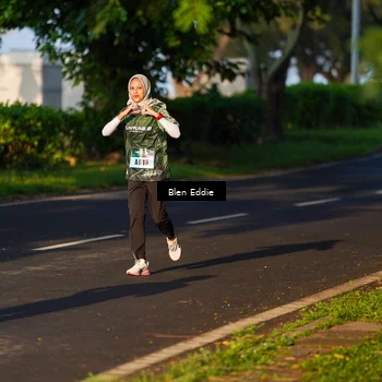 Runner Photo 6022004