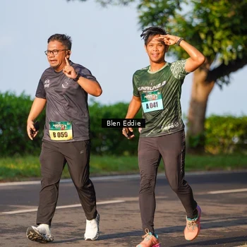 Runner Photo 6022122