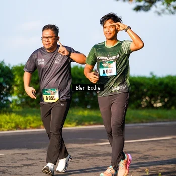 Runner Photo 6022126
