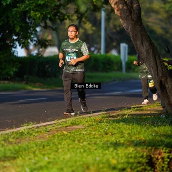 Runner Photo 6022143
