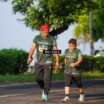 Runner Photo 6022304