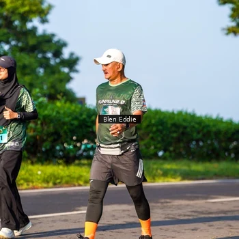 Runner Photo 6022342
