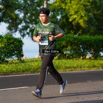 Runner Photo 6022346