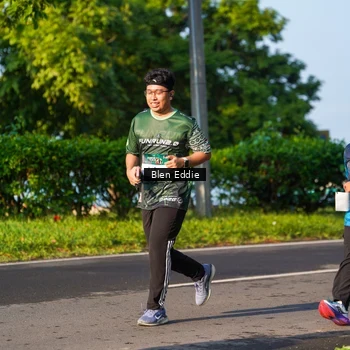 Runner Photo 6022350
