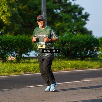 Runner Photo 6022391
