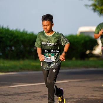 Runner Photo 6022431