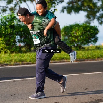 Runner Photo 6022843