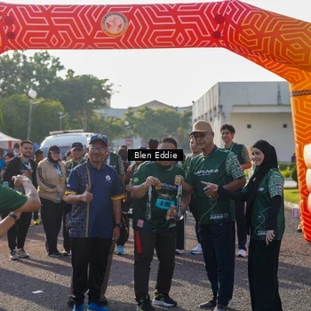 Runner Photo 6022949