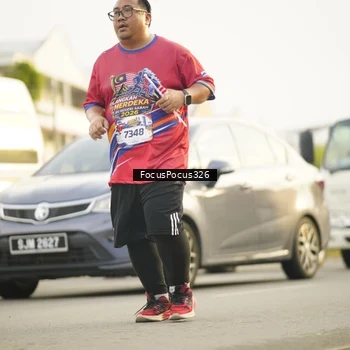 Runner Photo 6023053