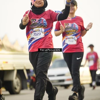 Runner Photo 6023056