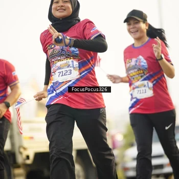 Runner Photo 6023058
