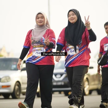Runner Photo 6023064