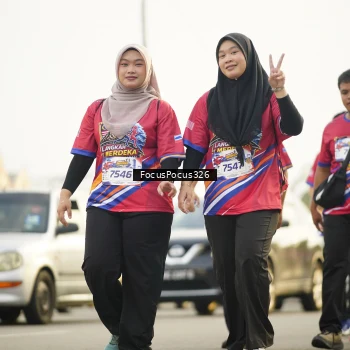 Runner Photo 6023067