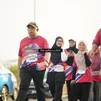 Runner Photo 6023074