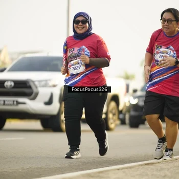 Runner Photo 6023104