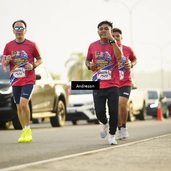 Runner Photo 6023113