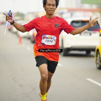 Runner Photo 6023142