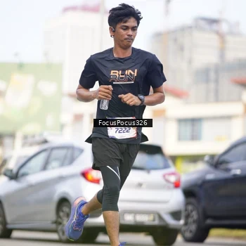 Runner Photo 6023315